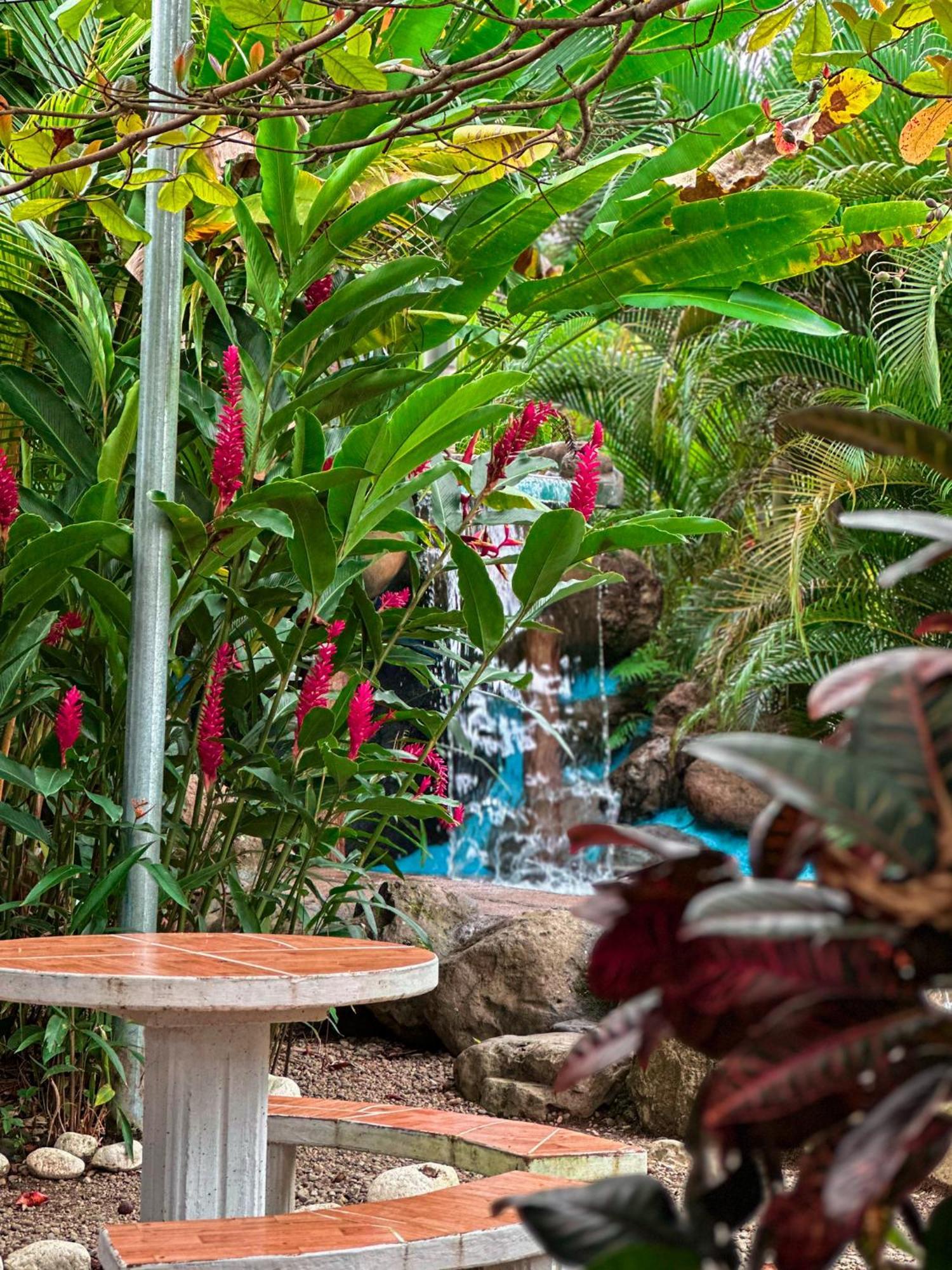 Cabanas Rio Escondido En La Fortuna Екстер'єр фото