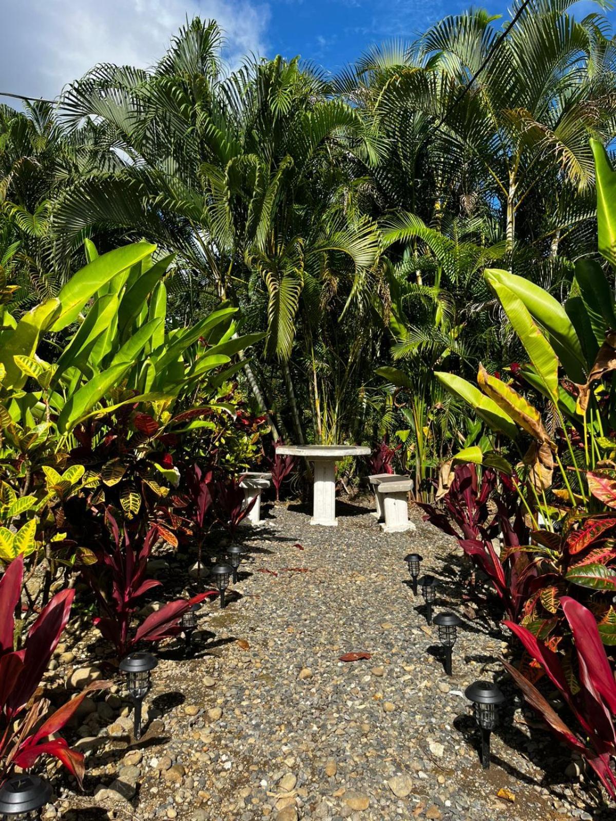Cabanas Rio Escondido En La Fortuna Екстер'єр фото